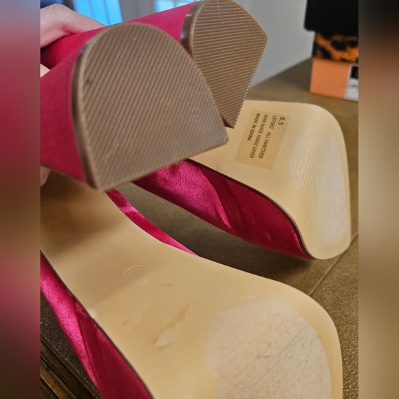 NEW Hotpink Platform Pumps - Picture 10 of 11